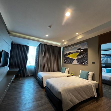 The Crystal Hotel Buriram - Formerly X2 Vibe Buri Ram Zewnętrze zdjęcie