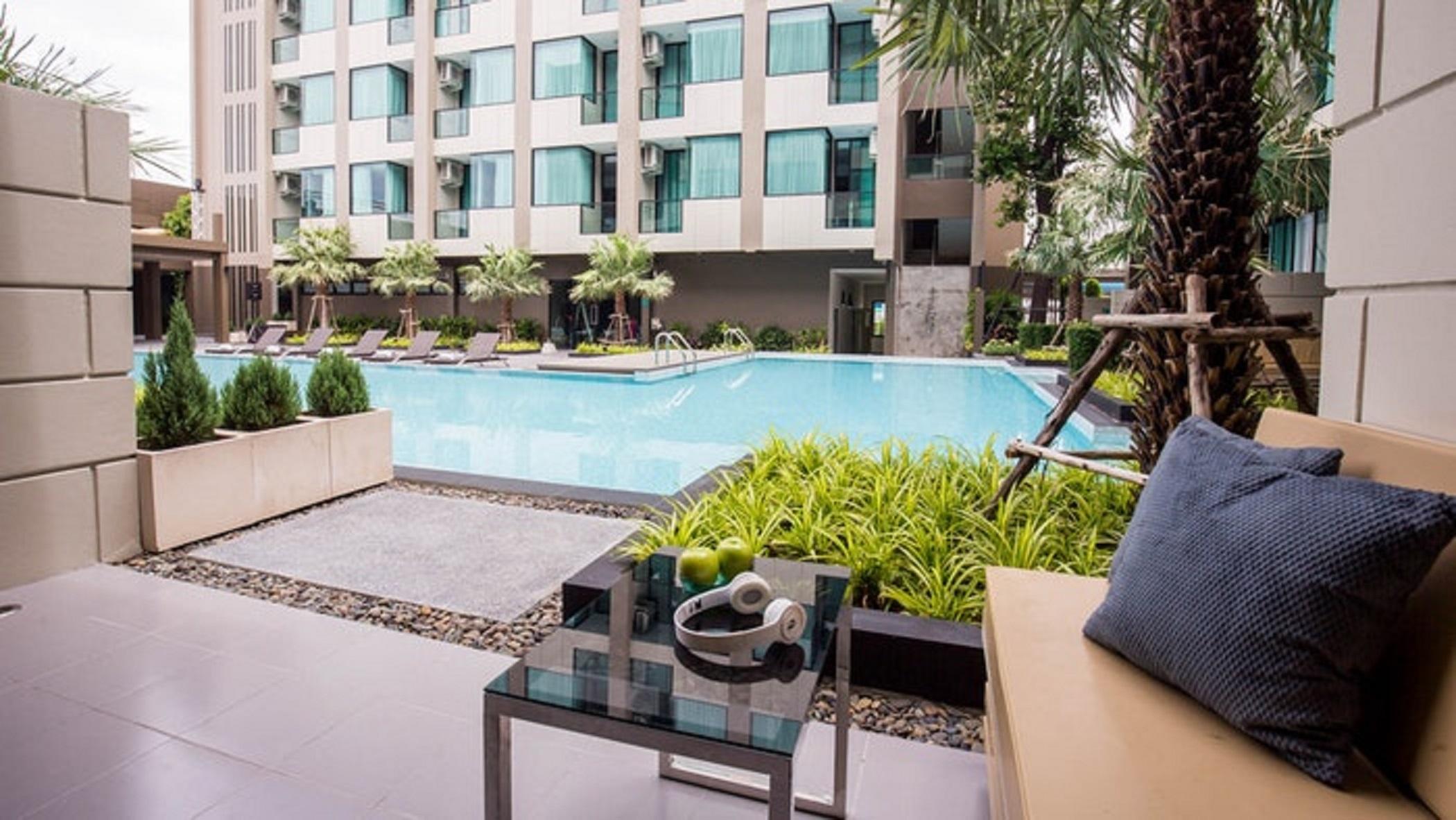 The Crystal Hotel Buriram - Formerly X2 Vibe Buri Ram Zewnętrze zdjęcie