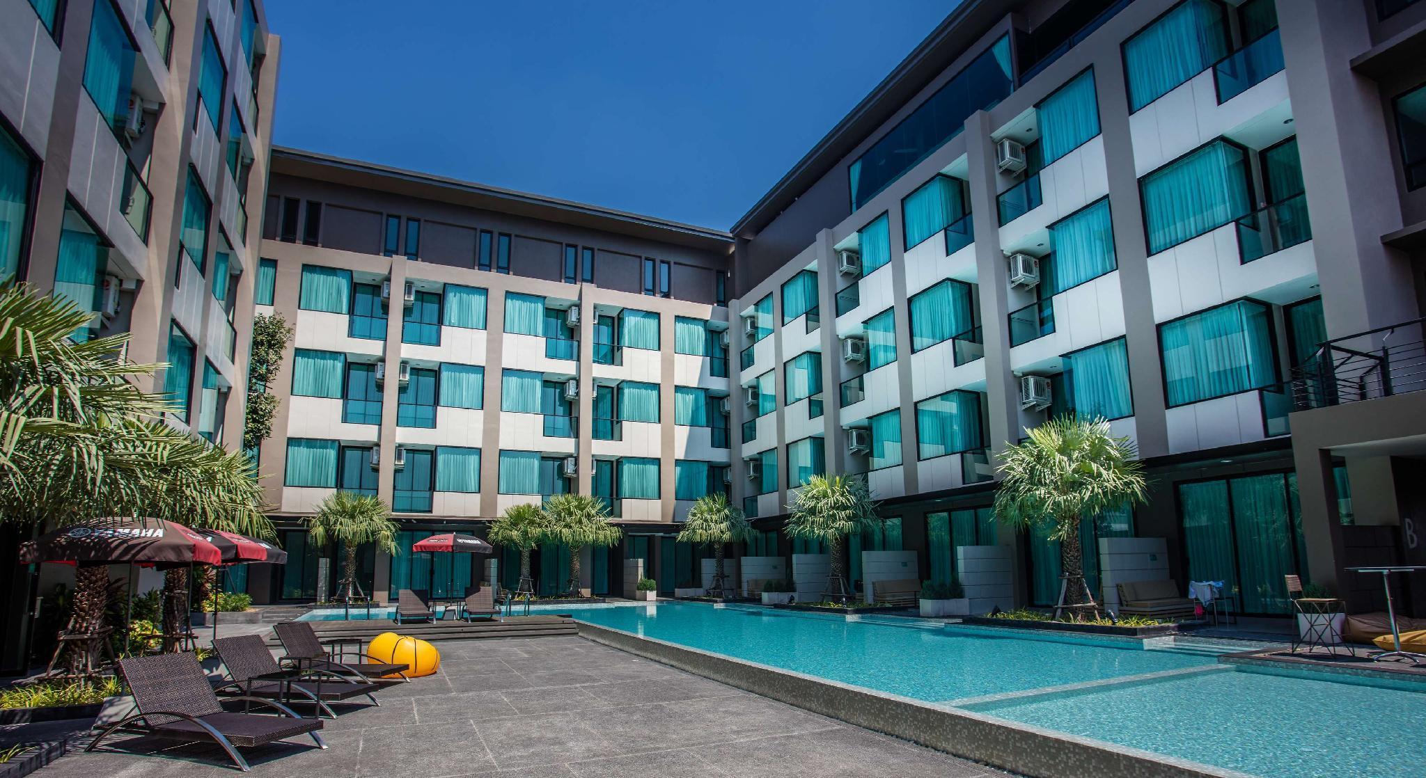 The Crystal Hotel Buriram - Formerly X2 Vibe Buri Ram Zewnętrze zdjęcie