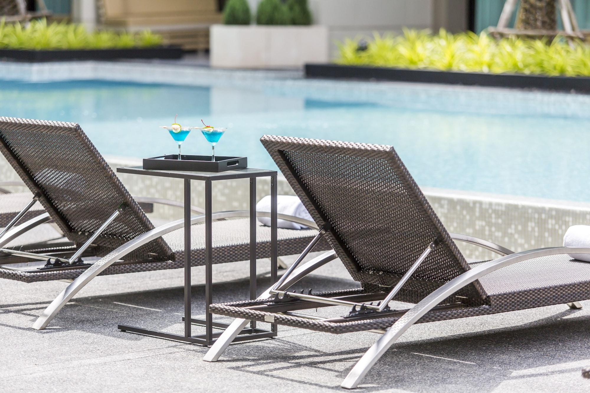 The Crystal Hotel Buriram - Formerly X2 Vibe Buri Ram Zewnętrze zdjęcie