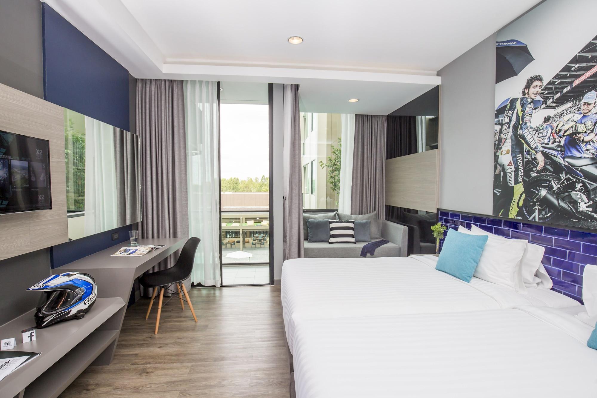 The Crystal Hotel Buriram - Formerly X2 Vibe Buri Ram Zewnętrze zdjęcie