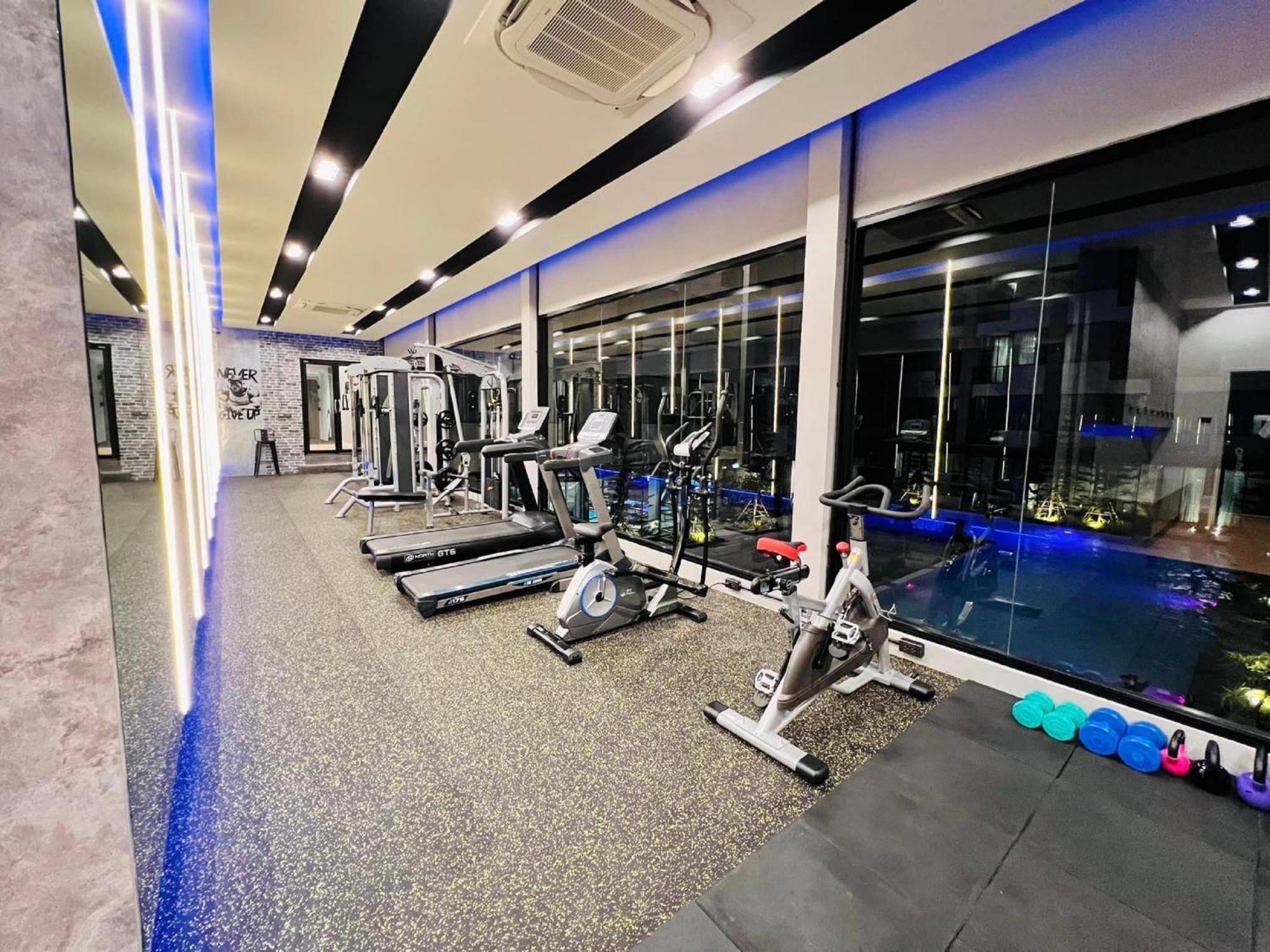 The Crystal Hotel Buriram - Formerly X2 Vibe Buri Ram Zewnętrze zdjęcie