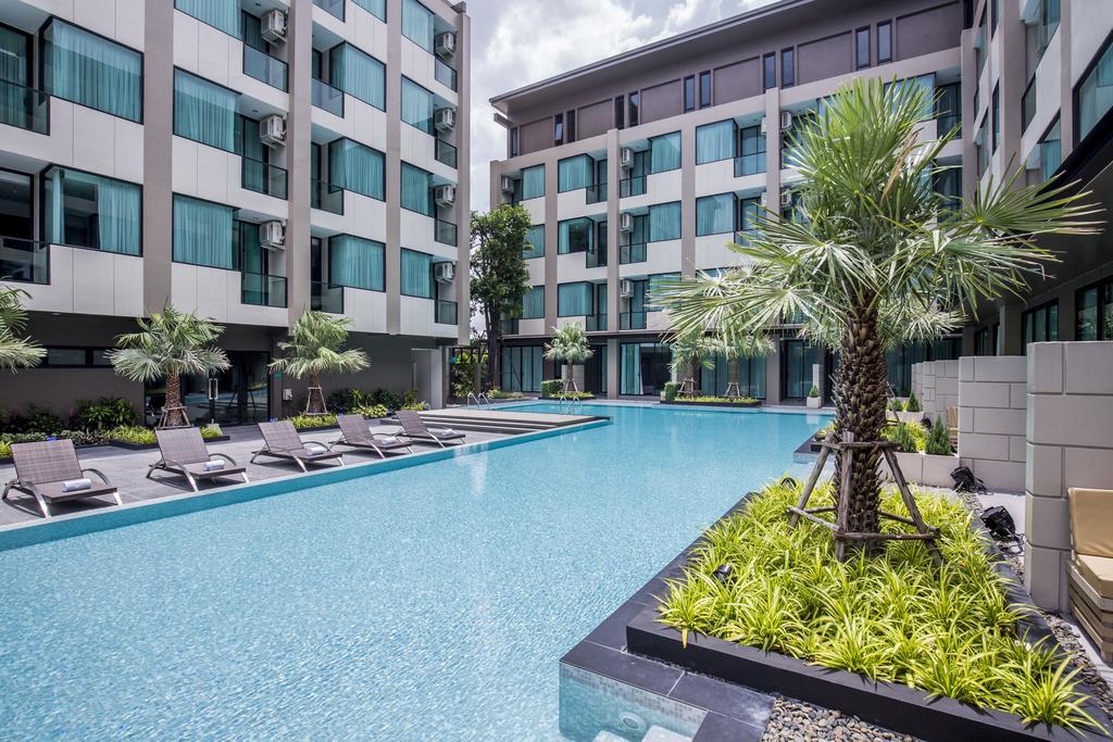 The Crystal Hotel Buriram - Formerly X2 Vibe Buri Ram Zewnętrze zdjęcie